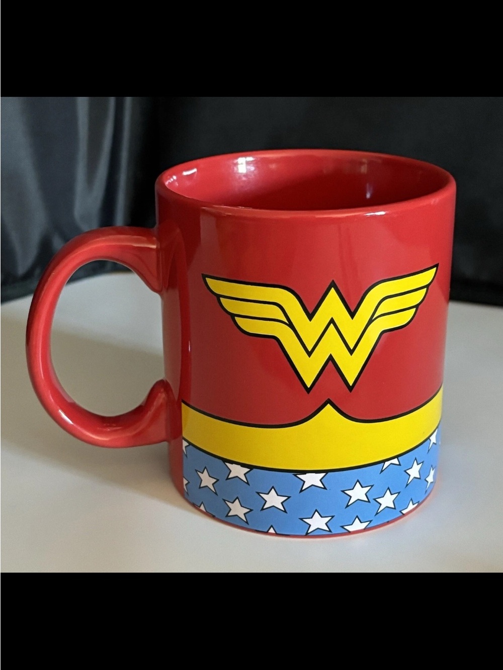 Wonder Woman NEW Ceramic Coffee Mug - Red and Yellow - Picture 3 of 4